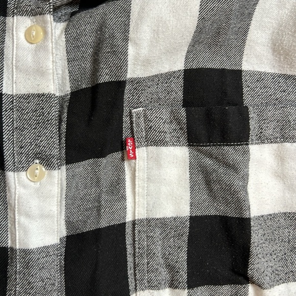 💕Cute flannel 💕 - Picture 6 of 6